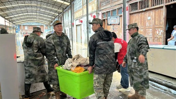 配资资讯专业网 退役不褪色——贵州退役军人志愿服务队奋战抗洪一线