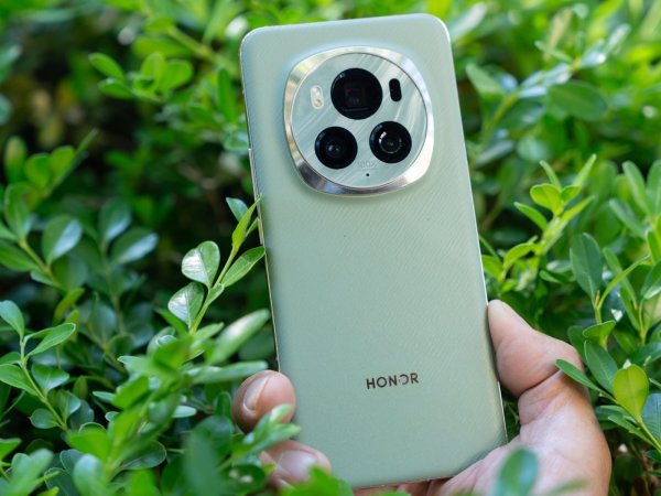 配资炒股免费 荣耀彻底清仓! 16GB+512GB+3D解锁+卫星通信, 降幅高达2700元